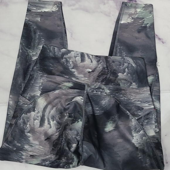 Marika Stormy Sky Leggings - Picture 6 of 9